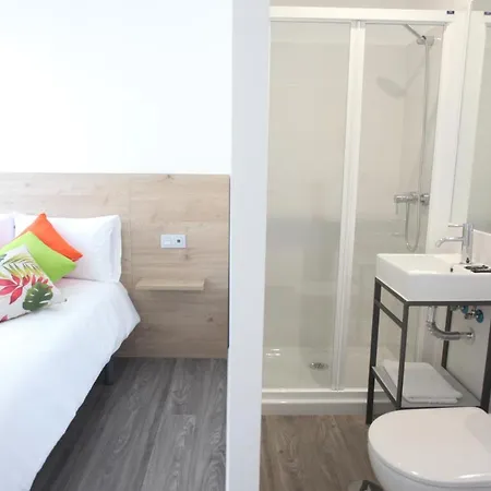 Patos House Нигран