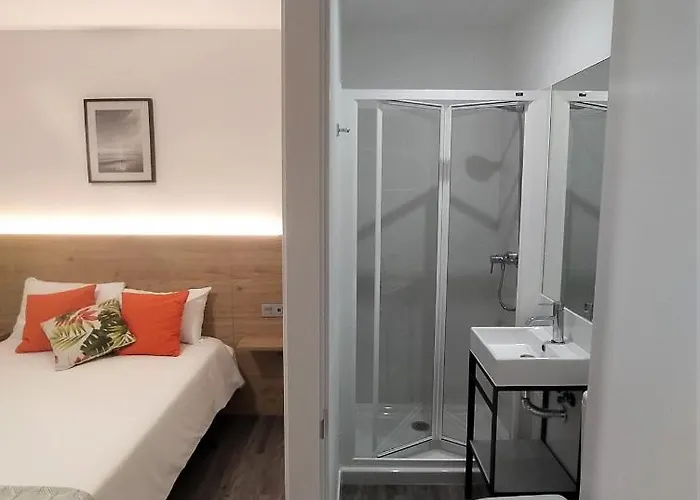 Patos House Bed & Breakfast *